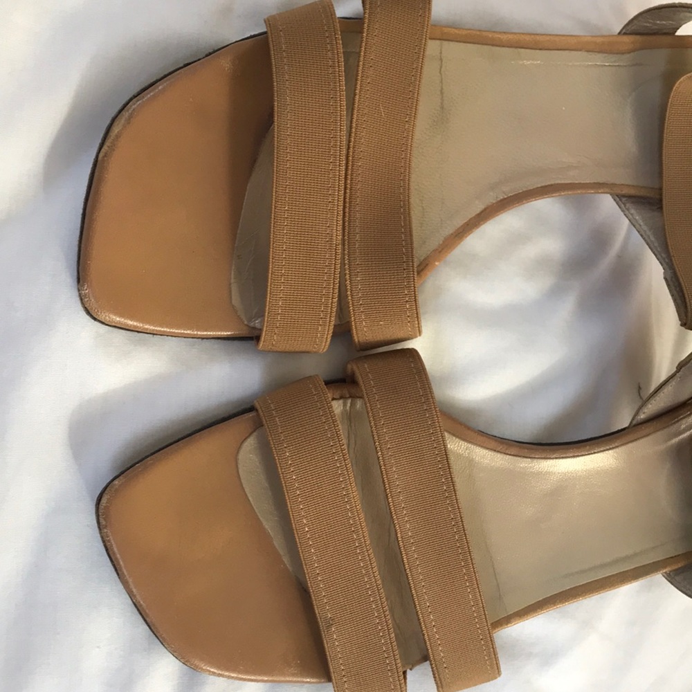 Final Markdown !Stuart Weitzmann Kitten Heels - image 7